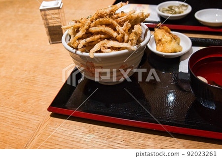 JR富山站（白蝦天婦羅站內） 92023261