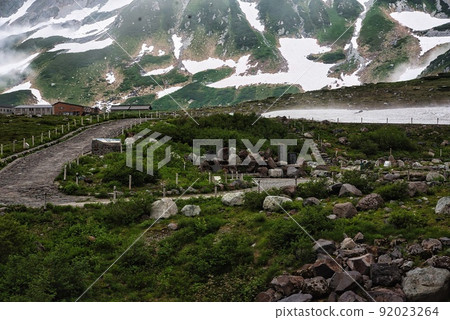 室堂平（酒店立山客房窗大山） 92023264