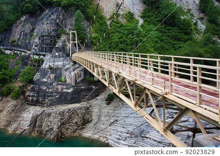 Kurobe Dam (Pleasure boat Galve Kanpa Tanibashi) 92023829