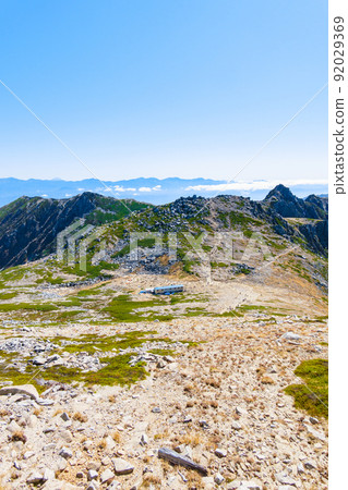 秋天的木曾駒山徒步旅行(從木曾駒山頂到南阿爾卑斯山和法劍岳的景色) 秋天的木曾駒山徒步旅行(從木曾駒山頂到南阿爾卑斯山和法劍岳的景色) 92029369