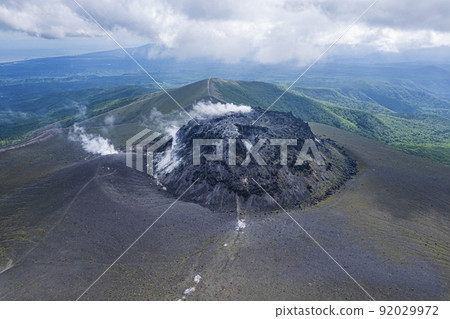 Mt. Tarumae seen from the sky (aerial view) 92029972