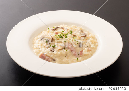 蘑菇芝士燴飯 92035620