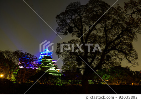 Kumamoto Castle "Landscape lit up against the backdrop of a beautiful night sky" Kumamoto Castle "Landscape lit up against the backdrop of a beautiful night sky" 92035892