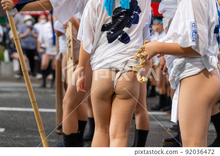 《Fukuoka Prefecture》 Hakata Gion Yamakasa Group Mountain Show (July 13) 《Fukuoka Prefecture》 Hakata Gion Yamakasa Group Mountain Show (July 13) 92036472