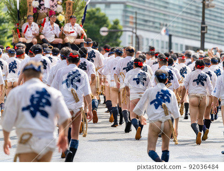 《Fukuoka Prefecture》 Hakata Gion Yamakasa Group Mountain Show (July 13) 《Fukuoka Prefecture》 Hakata Gion Yamakasa Group Mountain Show (July 13) 92036484
