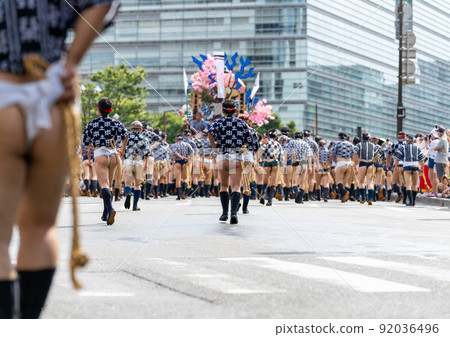 《福岡縣》博多祗園山笠群山秀(7月13日) 《福岡縣》博多祗園山笠群山秀(7月13日) 92036496