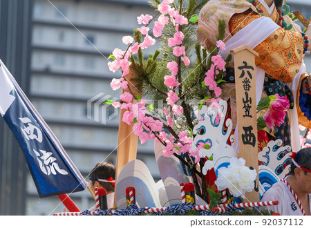 《Fukuoka Prefecture》 Hakata Gion Yamakasa Group Mountain Show (July 13) 92037112