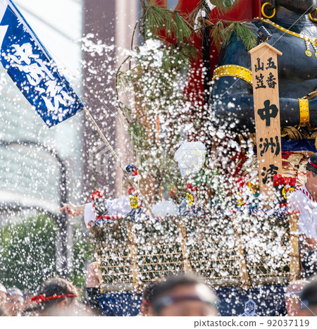 《Fukuoka Prefecture》 Hakata Gion Yamakasa Group Mountain Show (July 13) 《Fukuoka Prefecture》 Hakata Gion Yamakasa Group Mountain Show (July 13) 92037119