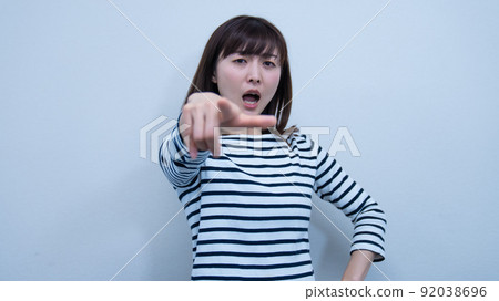 憤怒的歇斯底里女人 92038696