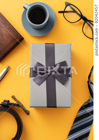 father's day background top view paper decoration Father's day father's day background top view paper decoration Father's day 92042457