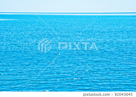 sea water sea water 92043045