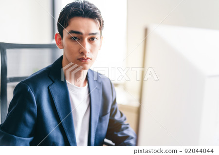 商務人士 92044044