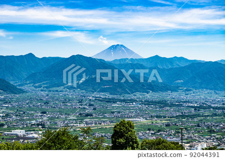 Kofu Basin and Mt. Fuji in Yamanashi Prefecture Kofu Basin and Mt. Fuji in Yamanashi Prefecture 92044391