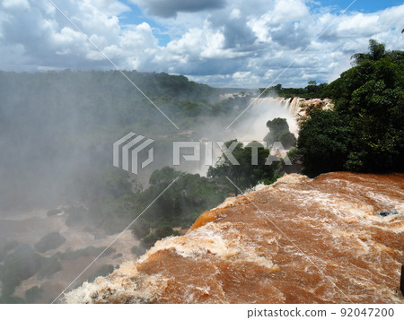 伊瓜蘇瀑佈在阿根廷 92047200