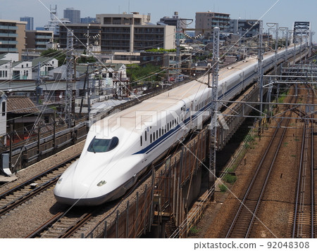 西目目大橋新幹線N700A 92048308