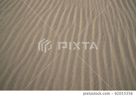 sand texture. wavy sand textured background 92053356