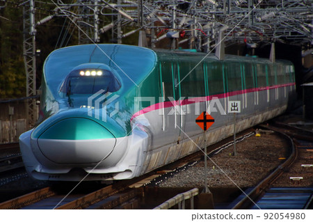 Tohoku Shinkansen E5 series (Hayabusa) 92054980