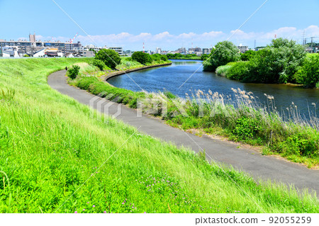Nippa Bridge → (Tsurumi River) → Scenery of Otsuna Bridge (Yokohama City, Kanagawa Prefecture) [2022.5] 92055259