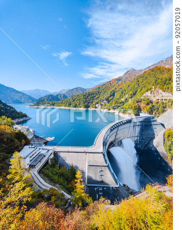 Autumn's Kurobe Dam Autumn's Kurobe Dam 92057019