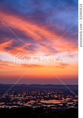 《富山縣》水鏡景觀，散村觀察廣場的黃昏 92060818