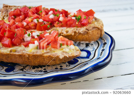 墨西哥食物 Mogetes 92063660