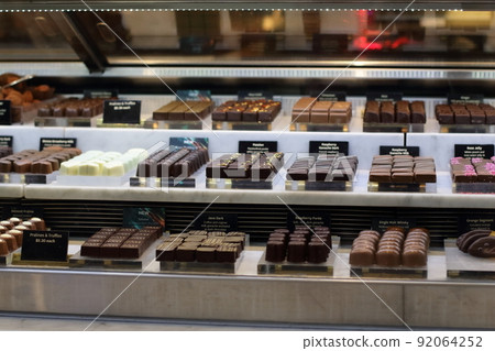 墨爾本一家超市的一家受歡迎的巧克力店 92064252