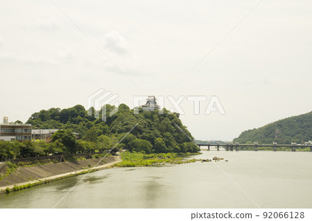 犬山城堡遙遠的看法 犬山城堡遙遠的看法 92066128