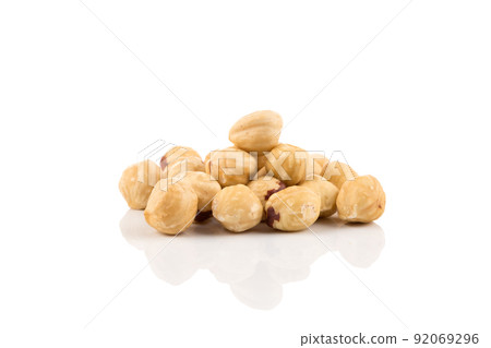 Closeup view of hazelnuts 92069296