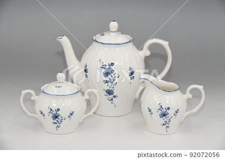 Noritake's tea set 3 points Noritake's tea set 3 points 92072056