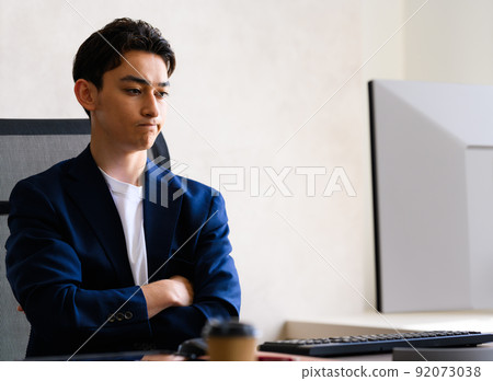 商務人士 92073038