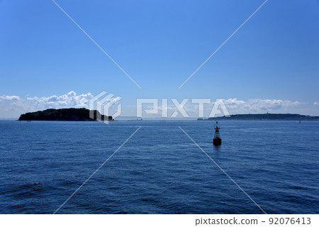 Sarushima, Yokosuka City, Kanagawa Prefecture, as seen from a sightseeing boat that crosses Kanto, Sarushima Park, and Sarushima 92076413