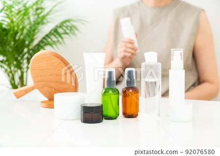Cosmetics and middle women Cosmetics and middle women 92076580