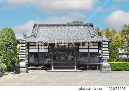 Minamoto no Yoritomo's eldest son, "Evil Genta," tells the founding of Yoshihira's wife. 92078393