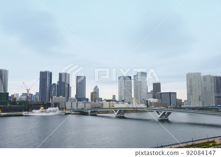 Toyosu Ohashi和從Toyosu市場看的市中心區域的看法 Toyosu Ohashi和從Toyosu市場看的市中心區域的看法 92084147