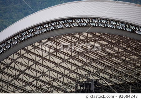 EOS5D. Hiroshima city, stadium roof. 92084248