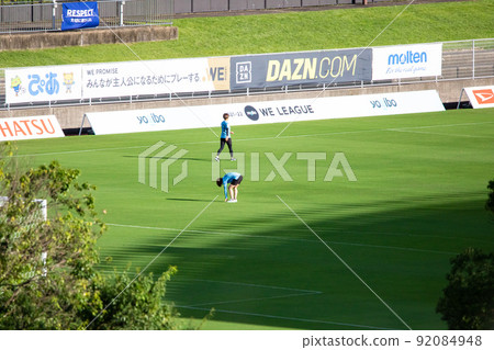 EOS5D. Hiroshima city, female soccer player. 92084948