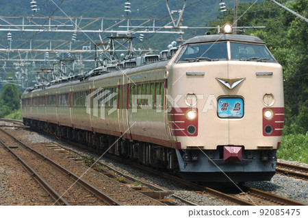 Hokuriku Main Line Shin-Hikida JR West 485 series Y31 + Y33 formation (Kanazawa) Thunderbird Hokuriku Main Line Shin-Hikida JR West 485 series Y31 + Y33 formation (Kanazawa) Thunderbird 92085475