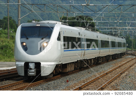 北陸本線新引田JR西683系列T21編隊(金澤)雷鳥 92085480