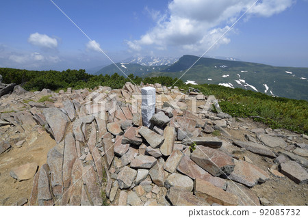 The summit of Mt. Goshiki (Daisetsuzan, Hokkaido) The summit of Mt. Goshiki (Daisetsuzan, Hokkaido) 92085732