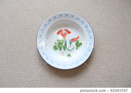 Vietnamese retro enamel tableware Vietnamese retro enamel tableware 92093507