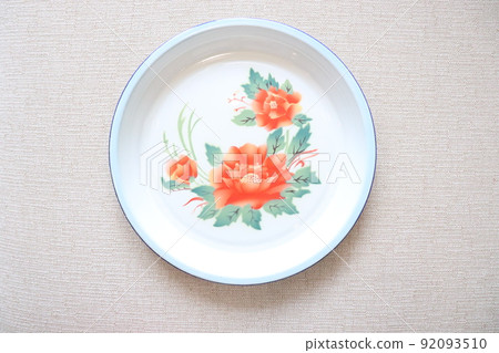 Vietnamese retro enamel tableware Vietnamese retro enamel tableware 92093510