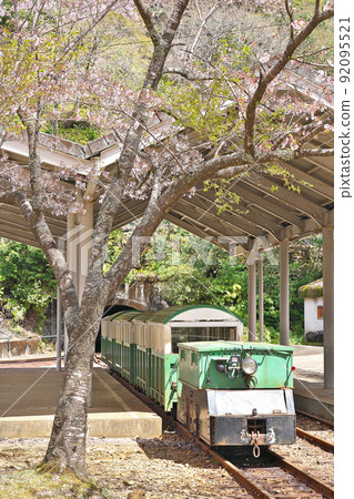 [Yunoguchi hot spring truck train] Yunoguchi, Kiwa-cho, Kumano-shi, Mie 92095521