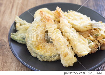 Assorted delicious tempura Assorted delicious tempura 92100661