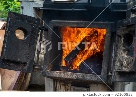 焚化爐火焰 92100832