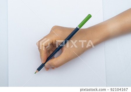 不同顏色的彩色鉛筆 92104167