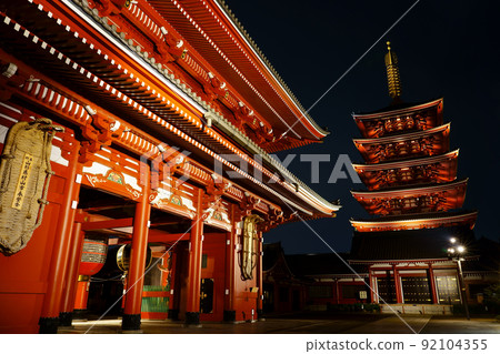 Illuminated Sensoji Temple, Hozomon and Five-storied Pagoda 92104355