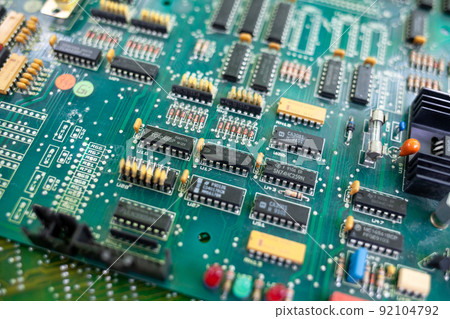 Old computer chips that are out of order. Not working microshops Old computer chips that are out of order. Not working microshops 92104792