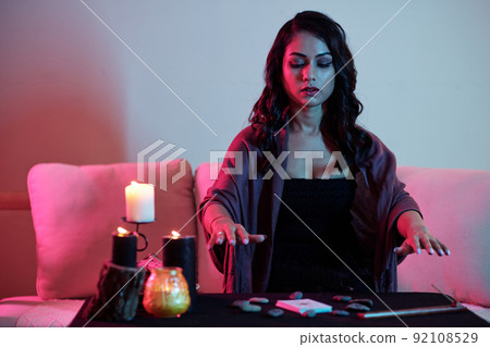 Sorceress Trying to Tell Fortune Sorceress Trying to Tell Fortune 92108529