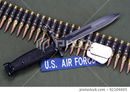 US AIR FORCE uniform with bayonet, dog tags and ammunition belt US AIR FORCE uniform with bayonet, dog tags and ammunition belt 92109893