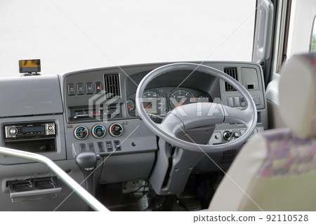 小型客車駕駛員座椅圖像 92110528